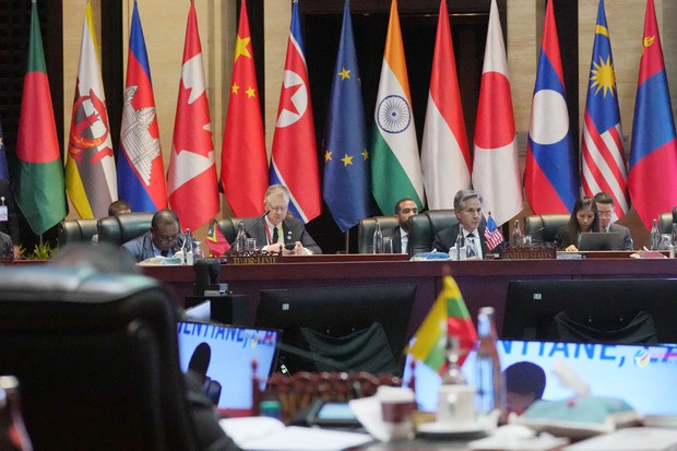 မြန်မာနိုင်ငံက အရပ်သားတွေကို အကာအကွယ်ပေးဖို့ ARF တိုက်တွန်း မြန်မာနိုင်ငံက အရပ်သားတွေကို အကာအကွယ်ပေးဖို့ ARF တိုက်တွန်း