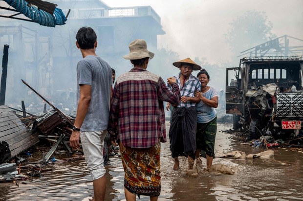 စစ်ကောင်စီ အပစ်ရပ်ကြေညာပြီး တိုက်ခိုက်မှုတွေ ဆက်လုပ်နေကြောင်း ကုလပြော စစ်ကောင်စီ အပစ်ရပ်ကြေညာပြီး တိုက်ခိုက်မှုတွေ ဆက်လုပ်နေကြောင်း ကုလပြော