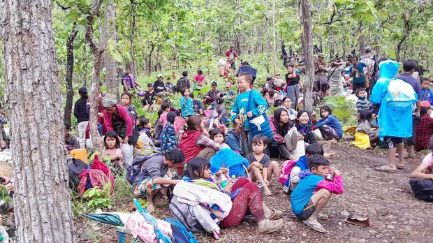 နယ်စပ်က ဒုက္ခသည်တွေကို ပြည်တွင်းပြန်ခိုင်းတာရပ်ဖို့ ထိုင်းအစိုးရကို HRW တိုက်တွန်း နယ်စပ်က ဒုက္ခသည်တွေကို ပြည်တွင်းပြန်ခိုင်းတာရပ်ဖို့ ထိုင်းအစိုးရကို HRW တိုက်တွန်း