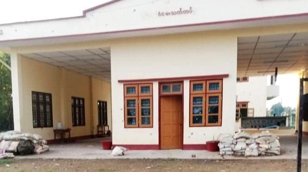 မိုးဗြဲ PDF ကင်းစခန်းတစ်ခုကို စစ်ကောင်စီတပ် တိုက်ခိုက် မိုးဗြဲ PDF ကင်းစခန်းတစ်ခုကို စစ်ကောင်စီတပ် တိုက်ခိုက်