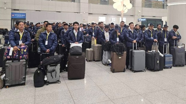 တောင်ကိုရီးယားမှာ နိုင်ငံကူးလက်မှတ် တရားမဝင် သက်တမ်းတိုးရင် အရေးယူမယ်လို့ စစ်ကောင်စီသံရုံးပြော တောင်ကိုရီးယားမှာ နိုင်ငံကူးလက်မှတ် တရားမဝင် သက်တမ်းတိုးရင် အရေးယူမယ်လို့ စစ်ကောင်စီသံရုံးပြော