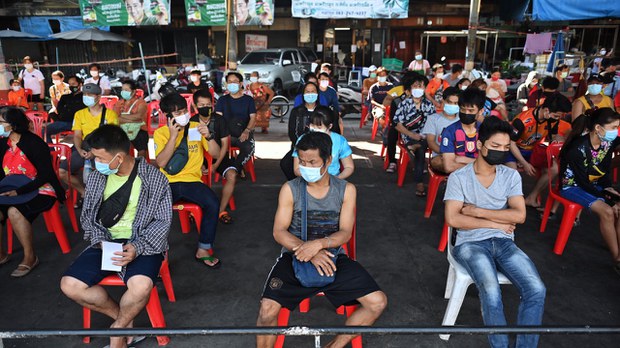 ပြည်ပရောက် မြန်မာလုပ်သားတွေ အခွန်ဆောင်ပြီးမှ ပတ်စ်ပို့သက်တမ်းတိုးလို့ရမည် ပြည်ပရောက် မြန်မာလုပ်သားတွေ အခွန်ဆောင်ပြီးမှ ပတ်စ်ပို့သက်တမ်းတိုးလို့ရမည်