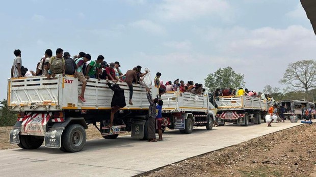 မြဝတီက ပြေးလာတဲ့သူအားလုံးကို ထိုင်း နေရပ်ပြန်ပို့ မြဝတီက ပြေးလာတဲ့သူအားလုံးကို ထိုင်း နေရပ်ပြန်ပို့