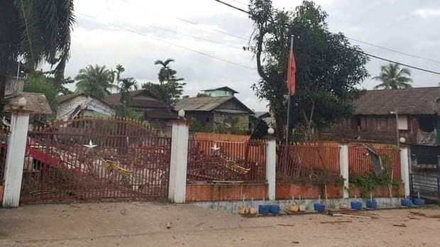 တနင်္သာရီတိုင်းက NLD ပါတီရုံး နှစ်ရုံး ဖောက်ခွဲဖျက်ဆီးခံရ တနင်္သာရီတိုင်းက NLD ပါတီရုံး နှစ်ရုံး ဖောက်ခွဲဖျက်ဆီးခံရ
