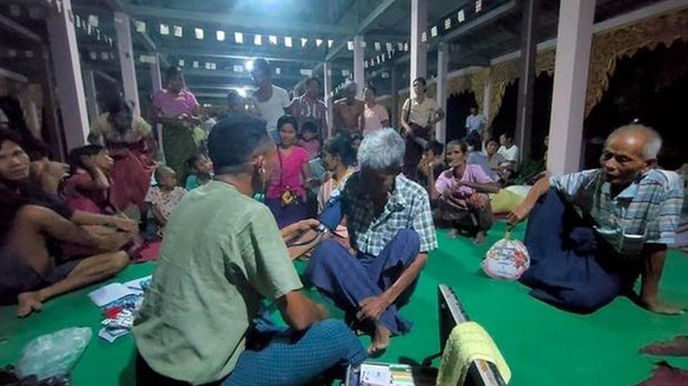 မြင်းခြံမြို့နယ် ဖုံရွာမှာ လူသုံးဦး သတ်ဖြတ်ခံရ မြင်းခြံမြို့နယ် ဖုံရွာမှာ လူသုံးဦး သတ်ဖြတ်ခံရ