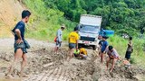 မြစ်ကြီးနား-ပူတာအိုလမ်း ပျက်စီးနေပြီး ကုန်သွယ်မှု ထပ်မံရပ်ဆိုင်း