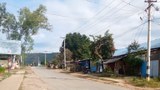 တိုက်ပွဲပြင်းထန်နေတဲ့ နမ္မတူမြို့ထဲ ဒေသခံ ရာနဲ့ချီ ပိတ်မိနေ