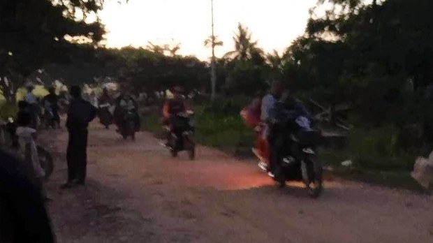 ကောလင်းမြို့ပေါ်က စစ်ကောင်စီတပ်စခန်းသုံးနေရာ တိုက်ခိုက်ခံရ ကောလင်းမြို့ပေါ်က စစ်ကောင်စီတပ်စခန်းသုံးနေရာ တိုက်ခိုက်ခံရ