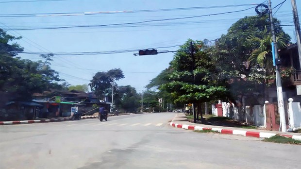 ကချင်ပြည်နယ် ဗန်းမော်မြို့မှာ ရှေ့နေတစ်ဦး ပစ်သတ်ခံရ ကချင်ပြည်နယ် ဗန်းမော်မြို့မှာ ရှေ့နေတစ်ဦး ပစ်သတ်ခံရ
