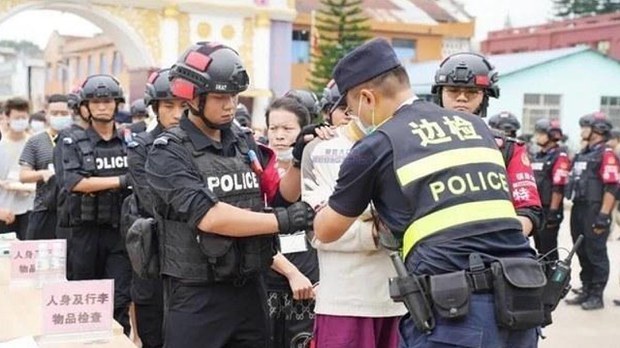 ငွေလိမ်ဂိုဏ်းနဲ့ဆက်စပ်သူ တရုတ်နိုင်ငံသား နှစ်ထောင်ကျော် တရုတ် ထပ်မံလွှဲပြောင်းယူ ငွေလိမ်ဂိုဏ်းနဲ့ဆက်စပ်သူ တရုတ်နိုင်ငံသား နှစ်ထောင်ကျော် တရုတ် ထပ်မံလွှဲပြောင်းယူ