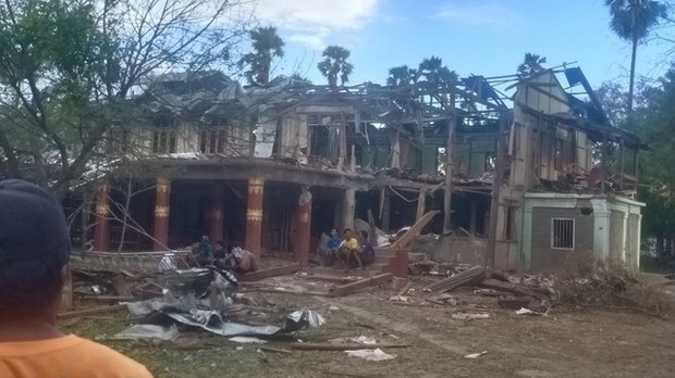 ပုလဲမြို့နယ် လေကြောင်းတိုက်ခိုက်ခံရမှု သေဆုံးသူ ၁၂ ဦး ရှိလာ ပုလဲမြို့နယ် လေကြောင်းတိုက်ခိုက်ခံရမှု သေဆုံးသူ ၁၂ ဦး ရှိလာ