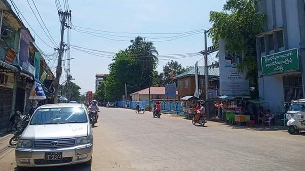 ပုသိမ်မြို့နယ်က NUG ကျောင်းတက်သူ ၁၆ ဦးဝန်းကျင်အဖမ်းခံထားရ ပုသိမ်မြို့နယ်က NUG ကျောင်းတက်သူ ၁၆ ဦးဝန်းကျင်အဖမ်းခံထားရ