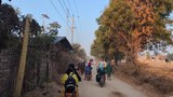 ပေါက်မှာ စစ်ကြောင်းထိုးနေလို့ လူတစ်သောင်းခန့် ထွက်ပြေးနေရ