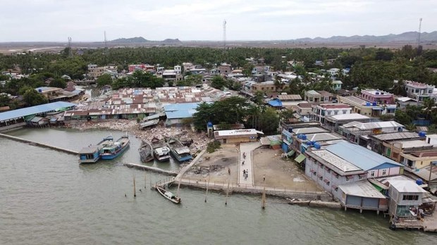 အင်အားသုံးတိုက်ခိုက်ခံရမှုကြောင့် ပေါက်တောမြို့လုံးကျွတ်နီးပါး ထွက်ပြေးနေရ