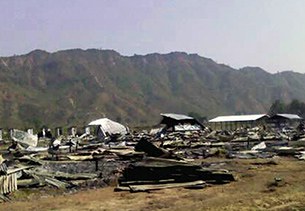 pauktaw-refugee-camp-305.jpg pauktaw-refugee-camp-305.jpg