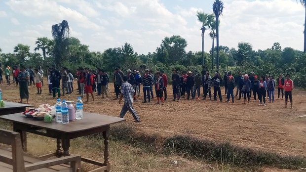ပုလဲမြို့နယ် ဇီးဖြူကုန်းရွာ စစ်တပ်စခန်းကို PDF ဝင်တိုက်