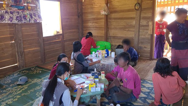 ဖယ်ခုံမှာ ကလေး ၂၀ ကျော် ဝမ်းရောဂါဖြစ်နေ၊ တစ်ဦးသေဆုံး ဖယ်ခုံမှာ ကလေး ၂၀ ကျော် ဝမ်းရောဂါဖြစ်နေ၊ တစ်ဦးသေဆုံး