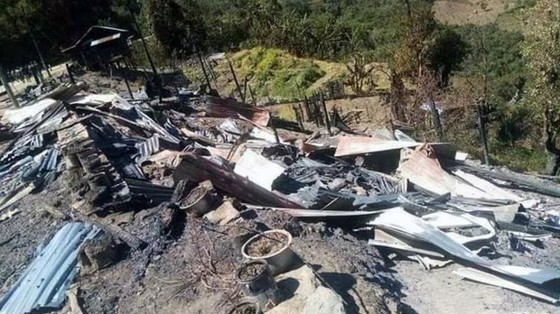 ဖလမ်းမြို့နယ် ဒိုထက်ရွာက အိမ် ၁၆ လုံး မီးရှို့ခံရ ဖလမ်းမြို့နယ် ဒိုထက်ရွာက အိမ် ၁၆ လုံး မီးရှို့ခံရ