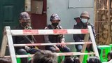 တီးတိန်မြို့ မြန်မာ့စီးပွားရေးဘဏ်လုံခြုံရေး ရဲသုံးဦး ပစ်သတ်ခံရ