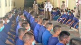 နိုင်ငံရေးအကျဥ်းသား ၁၈၀၀ နီးပါး မိသားစုနဲ့ဝေးလံတဲ့ ထောင်တွေကို ပြောင်းရွှေ့ခံရ