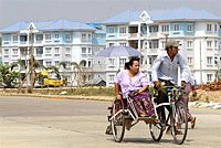 naypyidaw_trishaw_200px.jpg naypyidaw_trishaw_200px.jpg