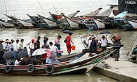 boat_passengers_A_200px.jpg boat_passengers_A_200px.jpg