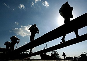 port-laborers-305 port-laborers-305