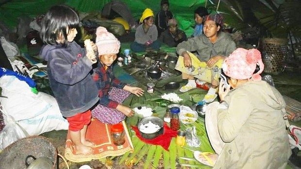 ပူတာအို ဆွမ်ပီယာန်ရွာသား တစ်ထောင်ကျော် တိုက်ပွဲကြောင့် အခက်ကြုံနေရ ပူတာအို ဆွမ်ပီယာန်ရွာသား တစ်ထောင်ကျော် တိုက်ပွဲကြောင့် အခက်ကြုံနေရ