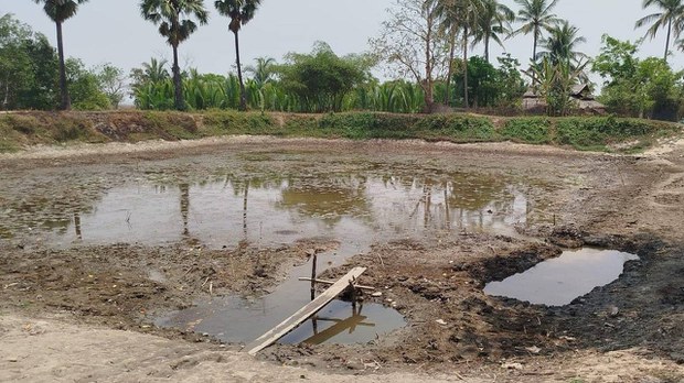 ရခိုင်မြောက်ပိုင်း မြို့နယ်အချို့မှာ သောက်သုံးရေ အခက်အခဲ ကြုံနေရ ရခိုင်မြောက်ပိုင်း မြို့နယ်အချို့မှာ သောက်သုံးရေ အခက်အခဲ ကြုံနေရ