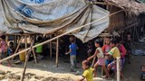 ရခိုင်စစ်ပြေးဒုက္ခသည် လေးသောင်းကျော် မိုးရာသီမှာ အခက်အခဲဖြစ်နိုင်