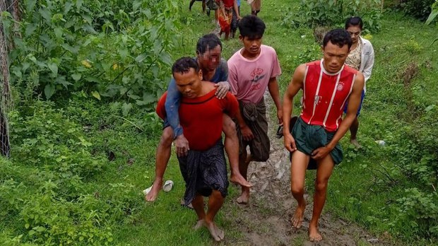 ရခိုင်ပြည်နယ်မှာ မြေမြှုပ်မိုင်းကြောင့် ထိခိုက်သူများလာ ရခိုင်ပြည်နယ်မှာ မြေမြှုပ်မိုင်းကြောင့် ထိခိုက်သူများလာ