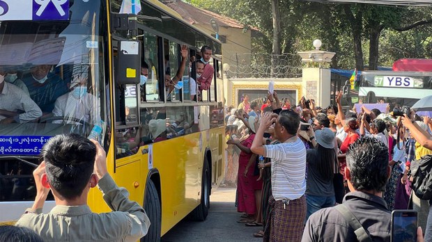 လွတ်လပ်ရေးနေ့မှာ အကျဉ်းသား ခုနစ်ထောင်ကျော် ပြန်လွှတ်ဖို့ စစ်ကောင်စီအမိန့်ထုတ် လွတ်လပ်ရေးနေ့မှာ အကျဉ်းသား ခုနစ်ထောင်ကျော် ပြန်လွှတ်ဖို့ စစ်ကောင်စီအမိန့်ထုတ်