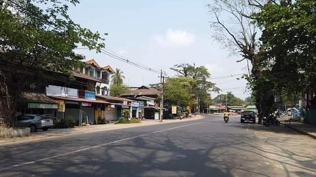 သန်လျင်နဲ့ မြောက်ဒဂုံမှာ ရိုဟင်ဂျာ ၈၀ ကျော် ဖမ်းဆီးခံရ သန်လျင်နဲ့ မြောက်ဒဂုံမှာ ရိုဟင်ဂျာ ၈၀ ကျော် ဖမ်းဆီးခံရ