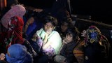 ပင်လယ်ထဲ မျောနေတဲ့လှေပေါ်က ရိုဟင်ဂျာအယောက် ၂ဝ အထိ သေဆုံးမှုရှိလာ