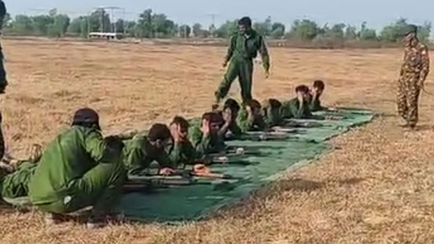 ရိုဟင်ဂျာတွေ လွတ်လပ်စွာ အီးဒ်ပွဲတော် မကျင်းပနိုင်တဲ့အပေါ် NUG ကြေညာချက်ထုတ် ရိုဟင်ဂျာတွေ လွတ်လပ်စွာ အီးဒ်ပွဲတော် မကျင်းပနိုင်တဲ့အပေါ် NUG ကြေညာချက်ထုတ်
