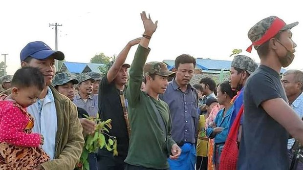 PDF ခေါင်းဆောင် ဗိုလ်နဂါးဒေသမှာ စစ်ကောင်စီက လေကြောင်းကပါ ဖိတိုက်နေ