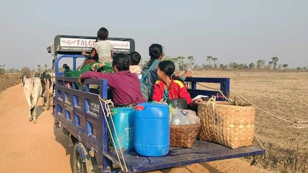 မြန်မာပြည် အနောက်မြောက်ဒေသမှာ စစ်ဘေးဒုက္ခသည် သုံးသိန်းကျော်ရှိလာ မြန်မာပြည် အနောက်မြောက်ဒေသမှာ စစ်ဘေးဒုက္ခသည် သုံးသိန်းကျော်ရှိလာ