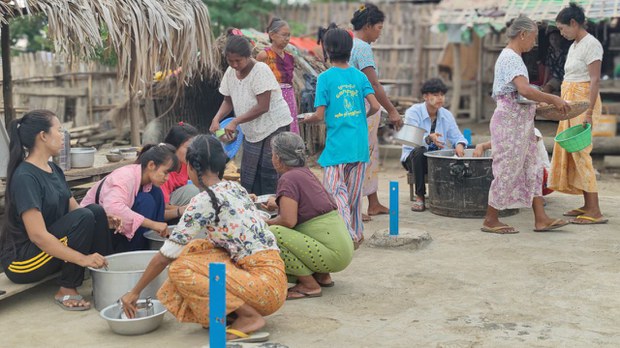 တရုတ် ကြေးနီစီမံကိန်းအနီး စစ်ကြောင်းကြောင့် ဒေသခံ နှစ်ထောင်ကျော် ထွက်ပြေး တရုတ် ကြေးနီစီမံကိန်းအနီး စစ်ကြောင်းကြောင့် ဒေသခံ နှစ်ထောင်ကျော် ထွက်ပြေး