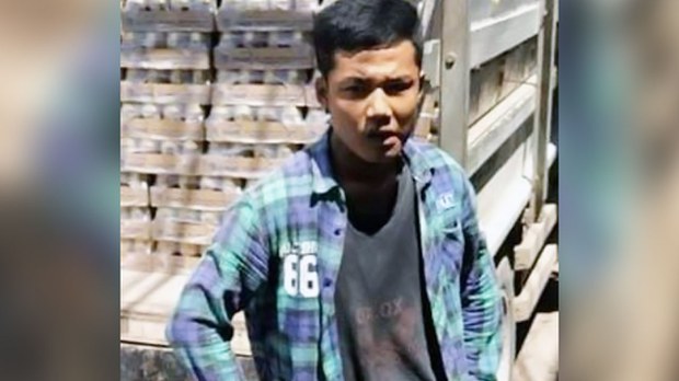 ရွှေဘိုမြို့မှာ ဆိုင်ကယ်စီးလာတဲ့ လူငယ်တစ်ဦး ပစ်ခတ်ခံရလို့ သေဆုံး ရွှေဘိုမြို့မှာ ဆိုင်ကယ်စီးလာတဲ့ လူငယ်တစ်ဦး ပစ်ခတ်ခံရလို့ သေဆုံး