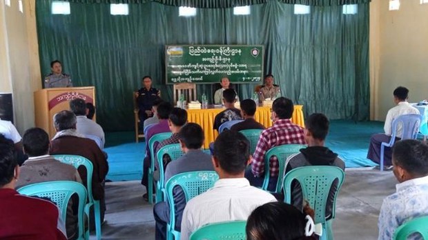 ရွှေဘိုထောင်က နိုင်ငံရေးအကျဉ်းသားတွေ မိသားစုနဲ့ ဧည့်တွေ့ခွင့်မရ ရွှေဘိုထောင်က နိုင်ငံရေးအကျဉ်းသားတွေ မိသားစုနဲ့ ဧည့်တွေ့ခွင့်မရ