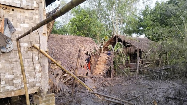 ရွှေကျင်မှာ စစ်ကောင်စီတပ်က တစ်အိမ်ကို ကျပ်ငါးသောင်းစီတောင်းကြောင်း KNU ထုတ်ပြန် ရွှေကျင်မှာ စစ်ကောင်စီတပ်က တစ်အိမ်ကို ကျပ်ငါးသောင်းစီတောင်းကြောင်း KNU ထုတ်ပြန်