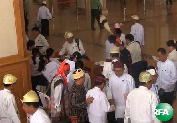 pyithu-hluttaw-nov16-620.jpg pyithu-hluttaw-nov16-620.jpg
