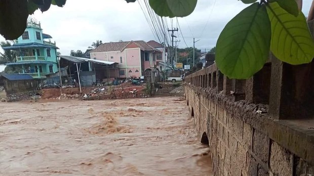 မယ်ဆိုင်ချောင်းရေတက်လာလို့ တာချီလိတ် ဒေသခံ တစ်ထောင်ခန့် ထပ်မံရွှေ့ပြောင်းနေရ မယ်ဆိုင်ချောင်းရေတက်လာလို့ တာချီလိတ် ဒေသခံ တစ်ထောင်ခန့် ထပ်မံရွှေ့ပြောင်းနေရ