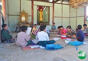 shan-refugee-305.jpg shan-refugee-305.jpg