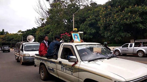 taunggyi-girl-funeral-622.jpg taunggyi-girl-funeral-622.jpg
