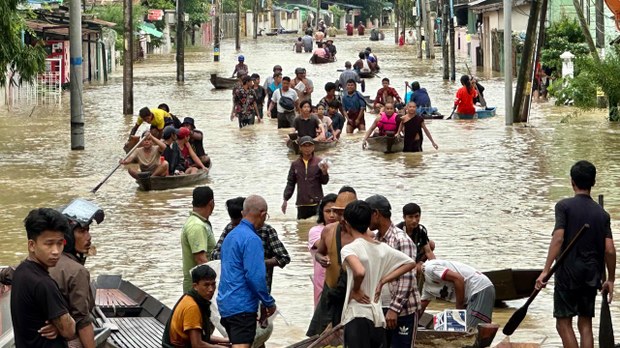 စစ်တောင်းမြစ်ရေ တက်လာပြီး တောင်ငူမြို့နယ်က ရွာတချို့ ရေဝင်နစ်မြုပ် စစ်တောင်းမြစ်ရေ တက်လာပြီး တောင်ငူမြို့နယ်က ရွာတချို့ ရေဝင်နစ်မြုပ်