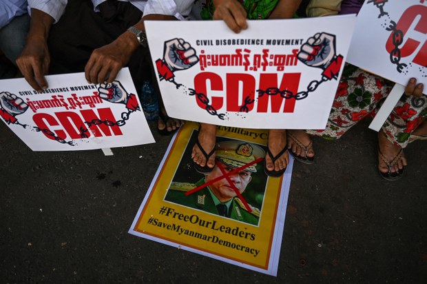 ဝက်လက်မြို့က ကျောင်းဆရာ၊ ဆရာမ ခုနစ်ဦး CDM ဝင်