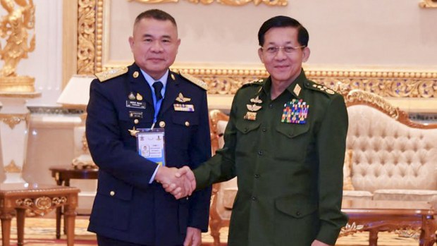 ထိုင်းလေတပ်ဦးစီးချုပ်နဲ့ စစ်ခေါင်းဆောင် တွေ့ဆုံ ထိုင်းလေတပ်ဦးစီးချုပ်နဲ့ စစ်ခေါင်းဆောင် တွေ့ဆုံ