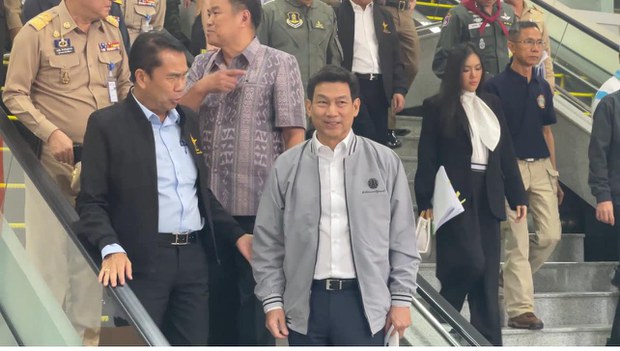 ထိုင်းဒုဝန်ကြီးချုပ် မဲဆောက်ရောက်နေ ထိုင်းဒုဝန်ကြီးချုပ် မဲဆောက်ရောက်နေ