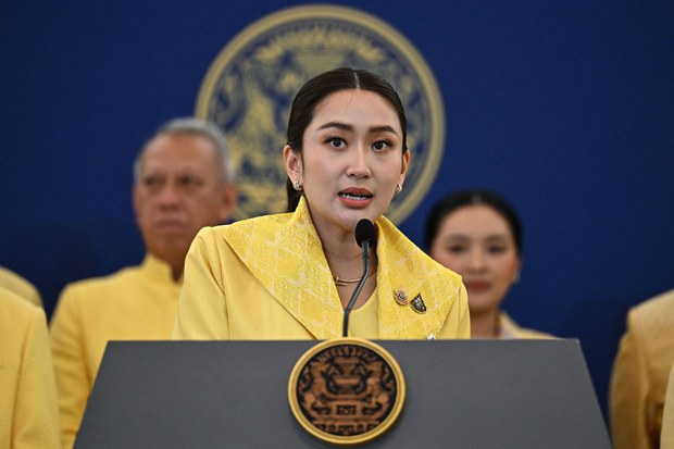 ထိုင်းငါးဖမ်းလှေတွေကို စစ်ကောင်စီတပ် ပစ်ခတ်ဖမ်းဆီးတာ ကန့်ကွက်ကြောင်း ထိုင်းဝန်ကြီးချုပ်ပြော ထိုင်းငါးဖမ်းလှေတွေကို စစ်ကောင်စီတပ် ပစ်ခတ်ဖမ်းဆီးတာ ကန့်ကွက်ကြောင်း ထိုင်းဝန်ကြီးချုပ်ပြော